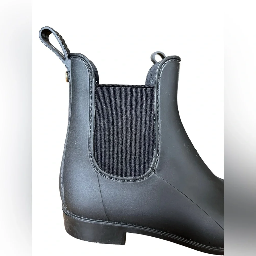 Banana Republic‎ chelsea Rain boot. Black size 7
